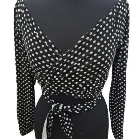 Revamped crop, stappy top   rap around siz… - Picture 1 of 4